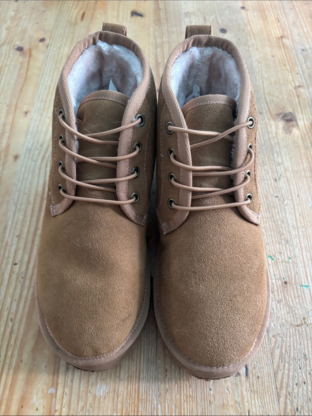 Men's Cushionaire Casual Tan Suede No Tie Boot with Fleece Lining